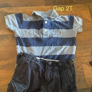 Gap 2t outfit with blue shirt and cargo shorts